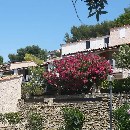 公寓 Hauts De La Madrague-11 By Interhome *