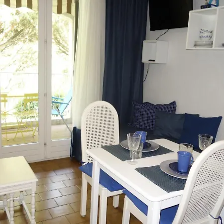 Hauts De By Interhome Apartment La Madrague